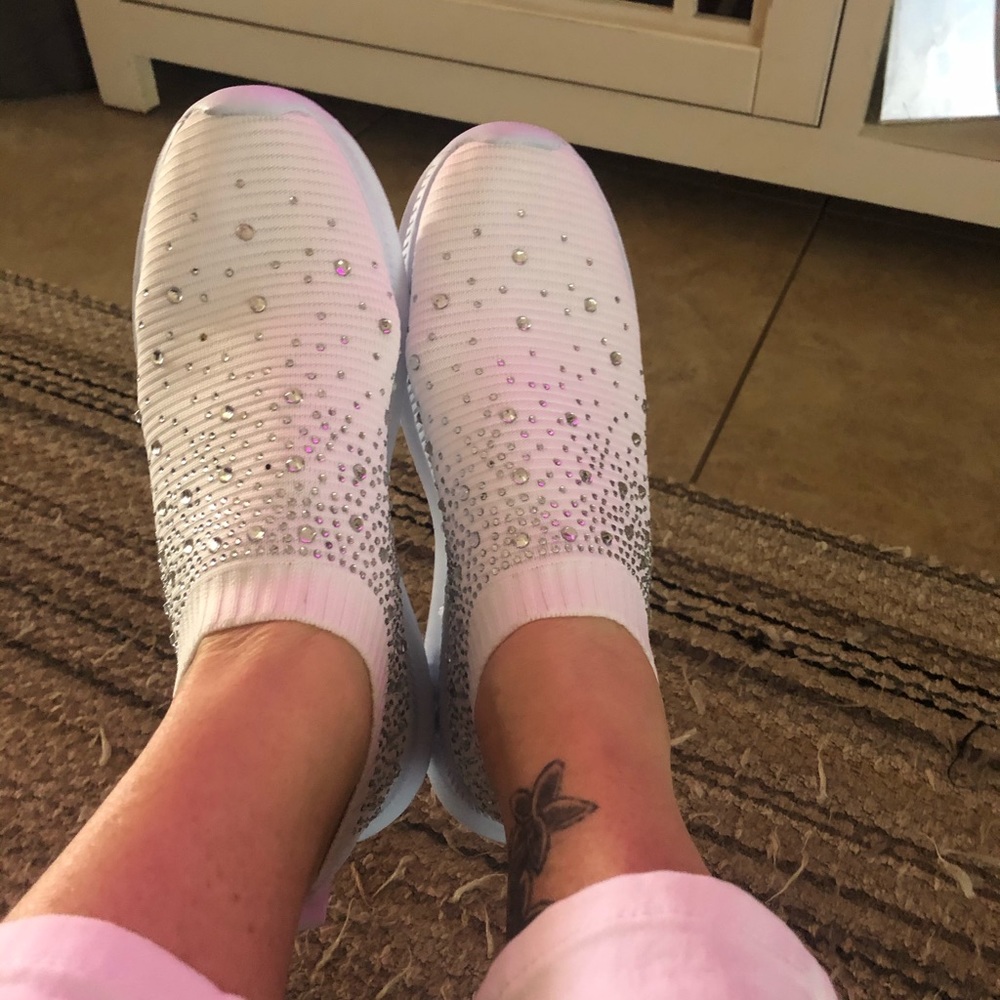 Shoes - Picture 3 of 5
